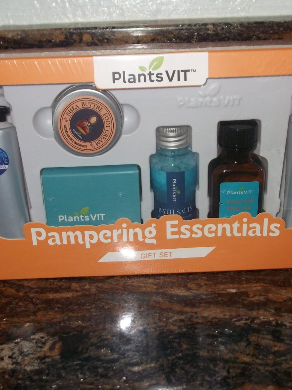 Pampering Gift Set for Women Travel Size Essentials 6 in 1 NEW